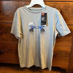 Boy’s Under Armour t-shirt; Size YXL